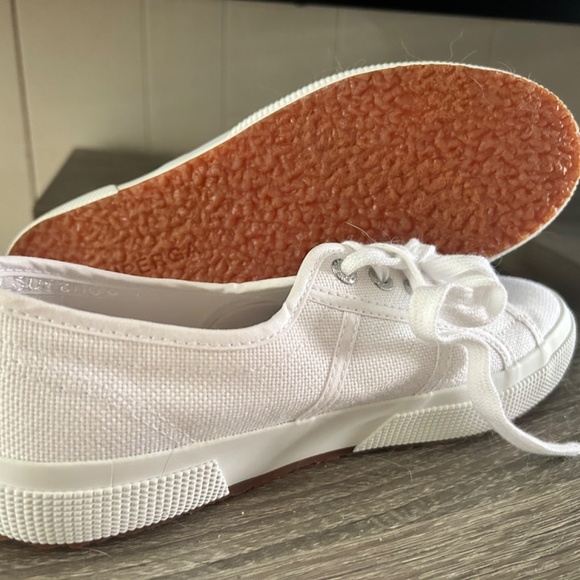 Superga Canvas White Tennis Shoe Sneaker - Picture 5 of 7